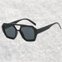 Óculos de sol da moda feminina Polygon